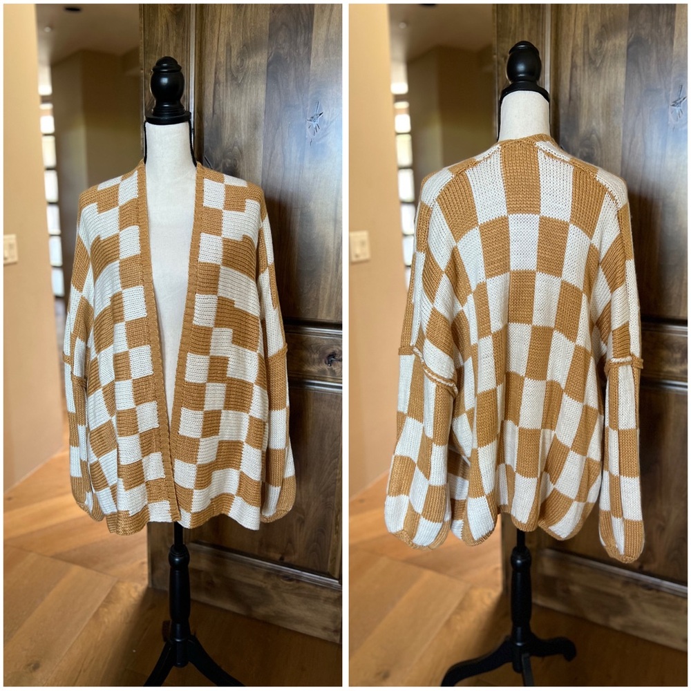 Checkered Oversized Knit Women's Cardigan